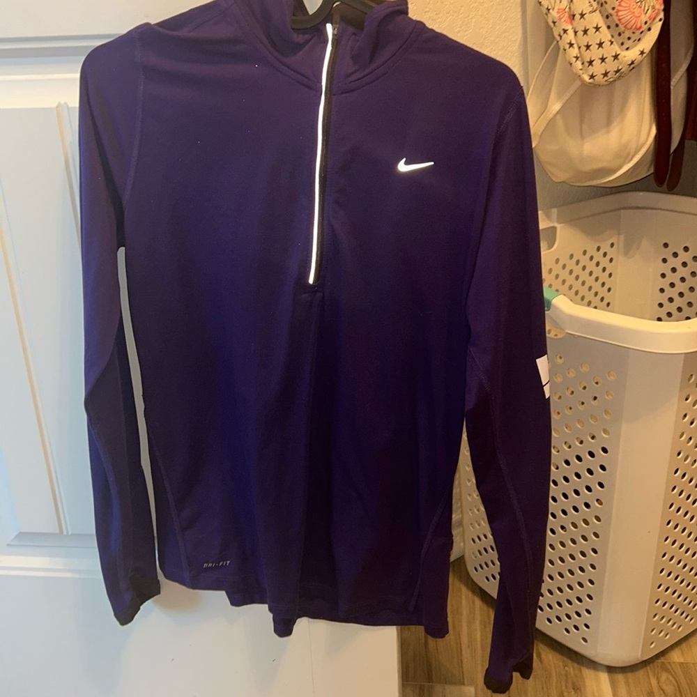 Nike Womans Dri Fit long sleeve pullover